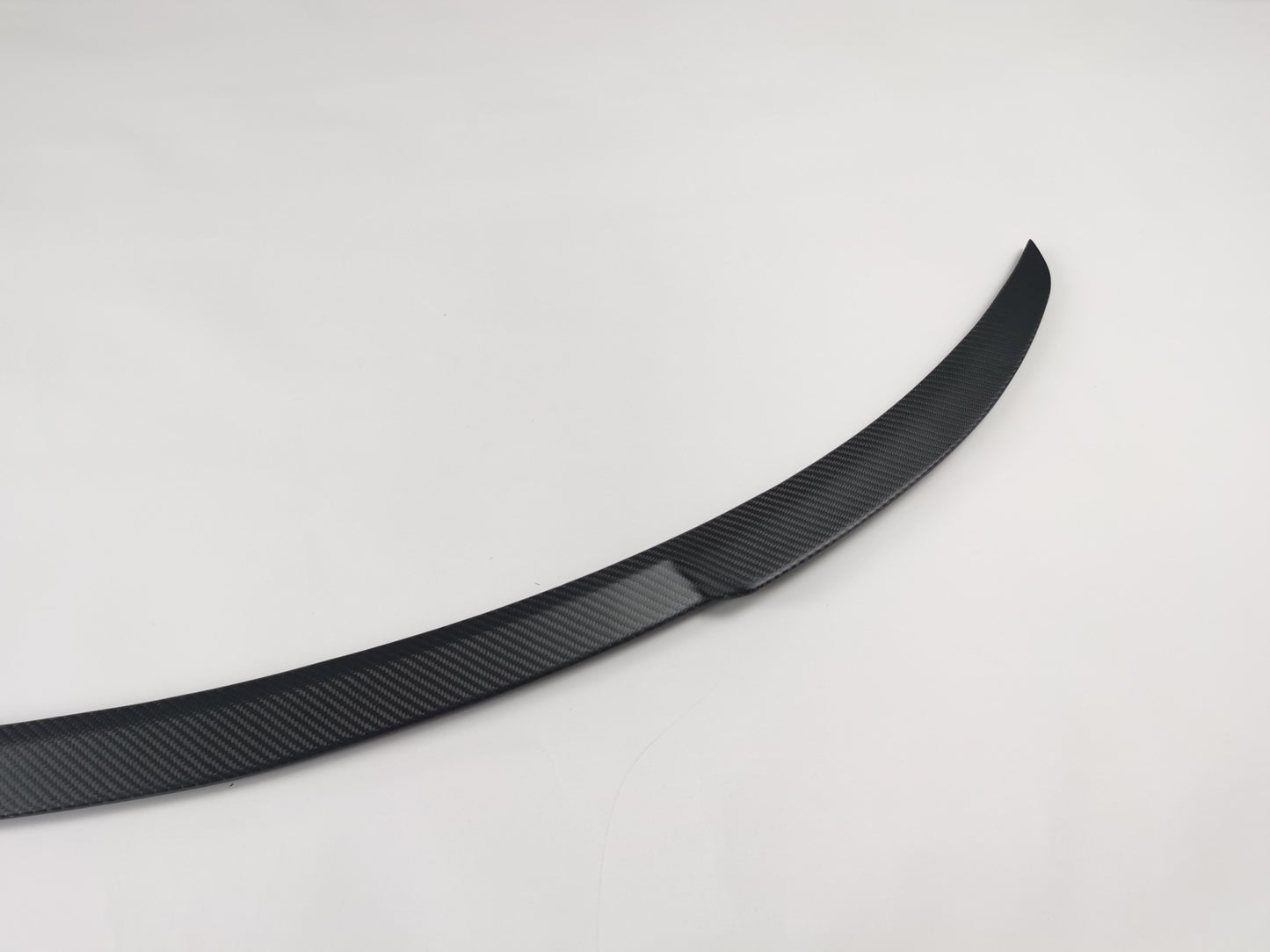 Model Y Real Carbon Fiber Spoiler Trunk Lip